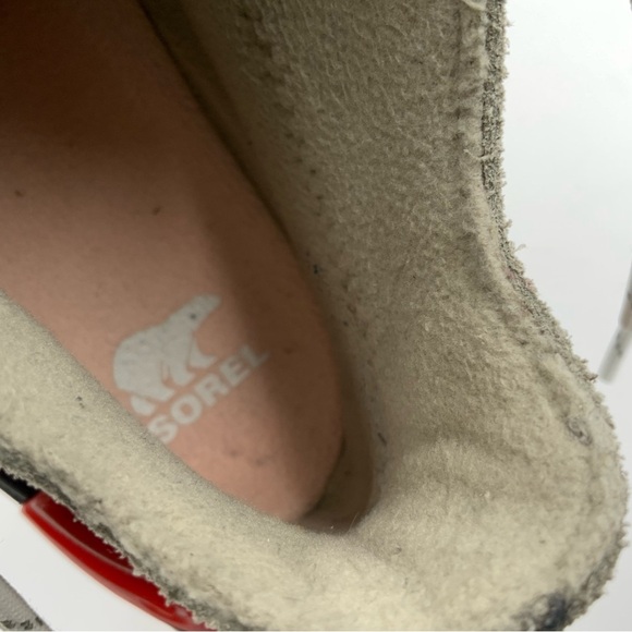 Sorel Women’s Kinetic RNEGD Caribou Boot. Grey Green. US Size 7. - Picture 7 of 10